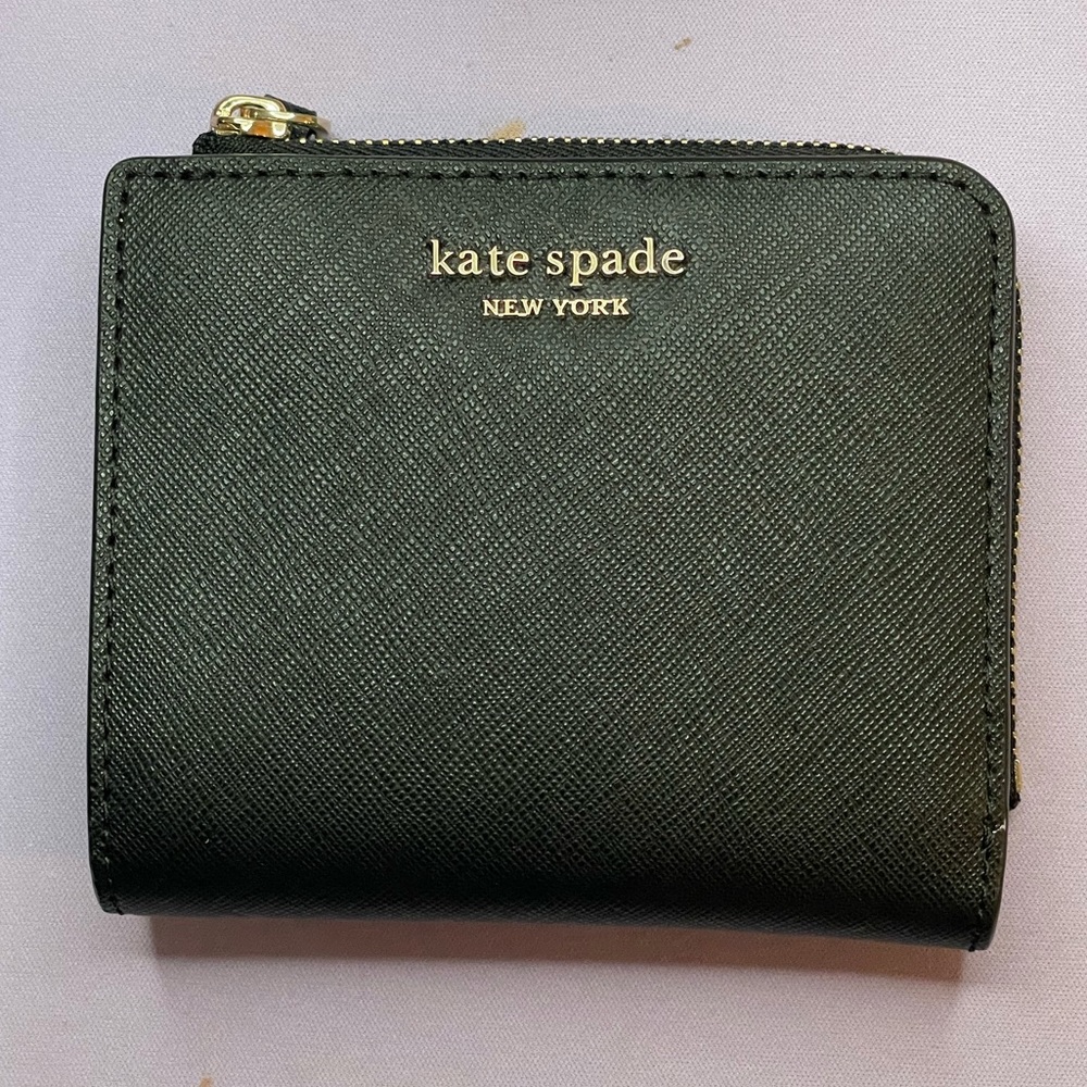 Kate spade small l-zip bifold wallet